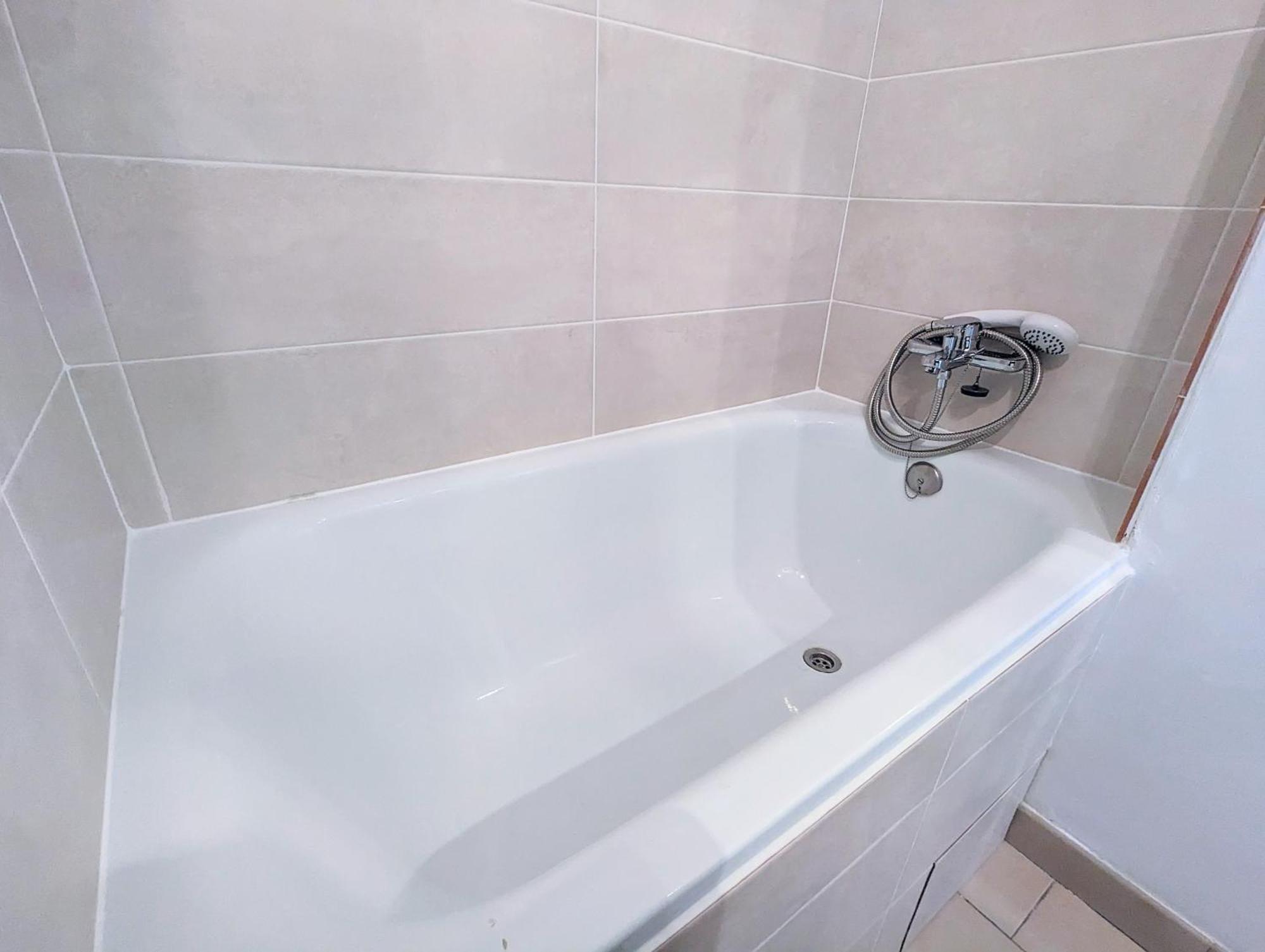 Appartement Au Calme + Parking แอกด์ ภายนอก รูปภาพ