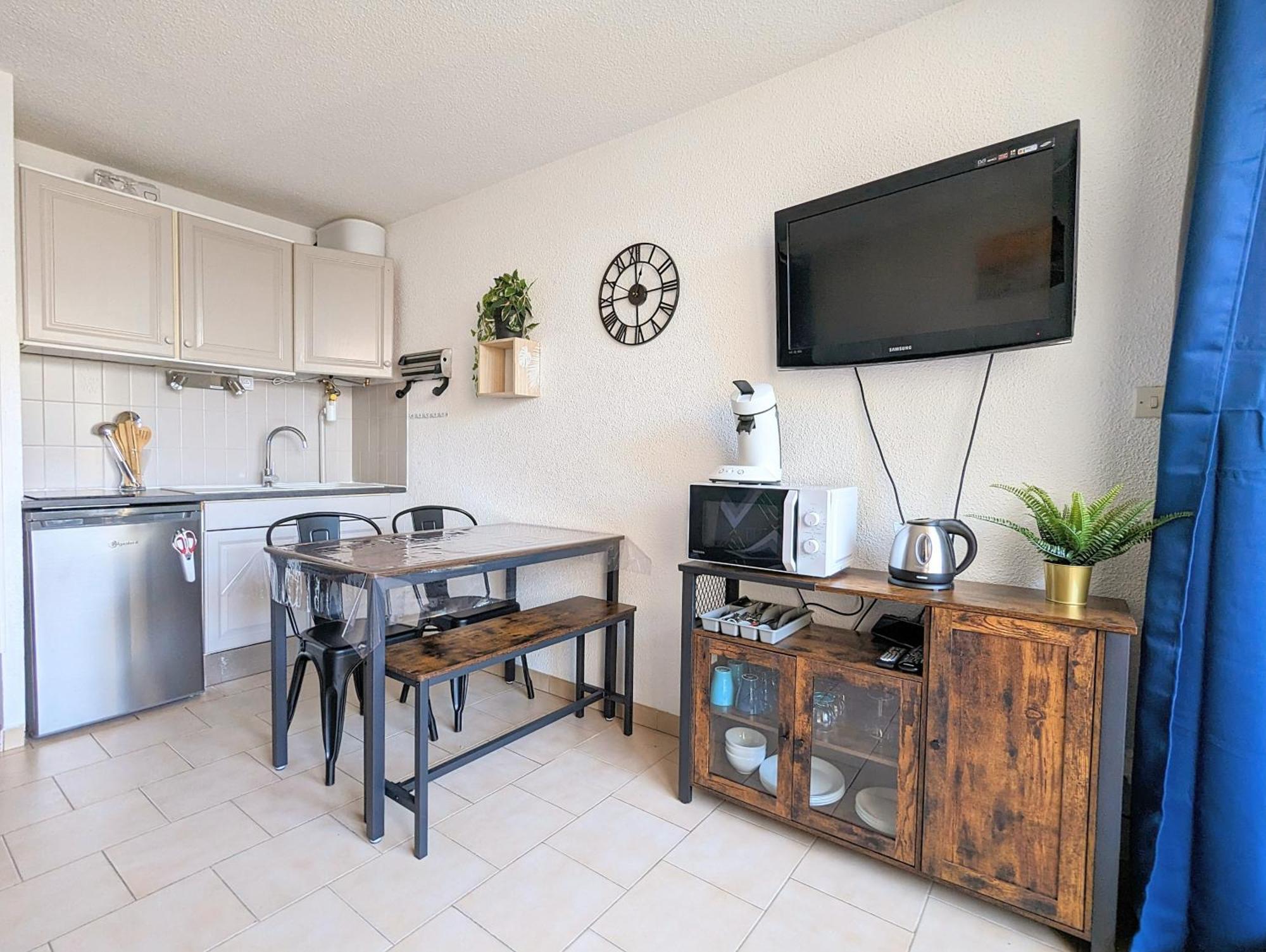 Appartement Au Calme + Parking แอกด์ ภายนอก รูปภาพ